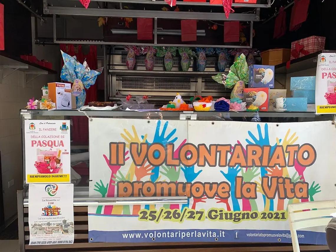 Il mercato apre la porte al volontariato