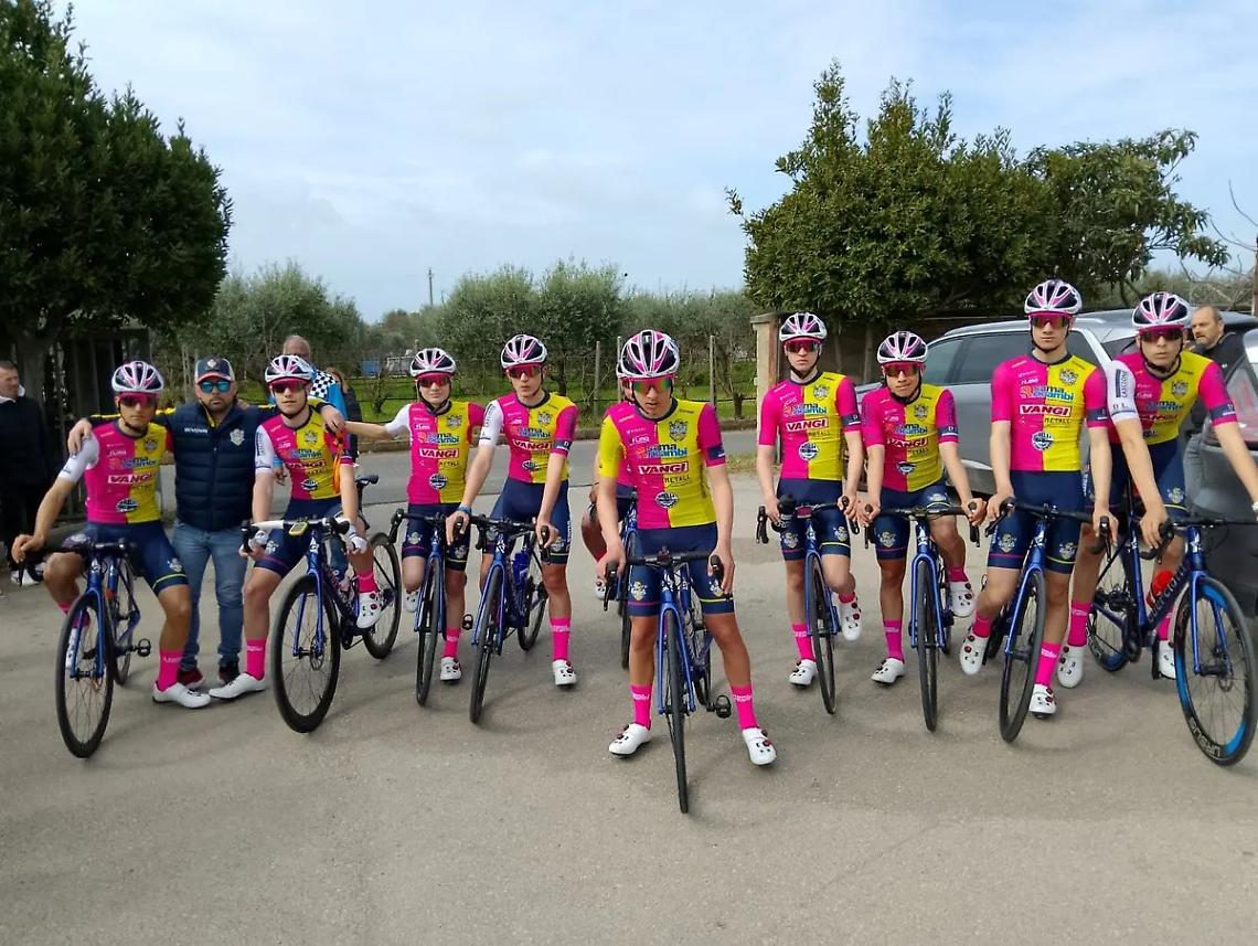 Il Team Pirata Vangi-Sama Ricambi ottiene risultati preziosi dagli Esordienti alla Juniores