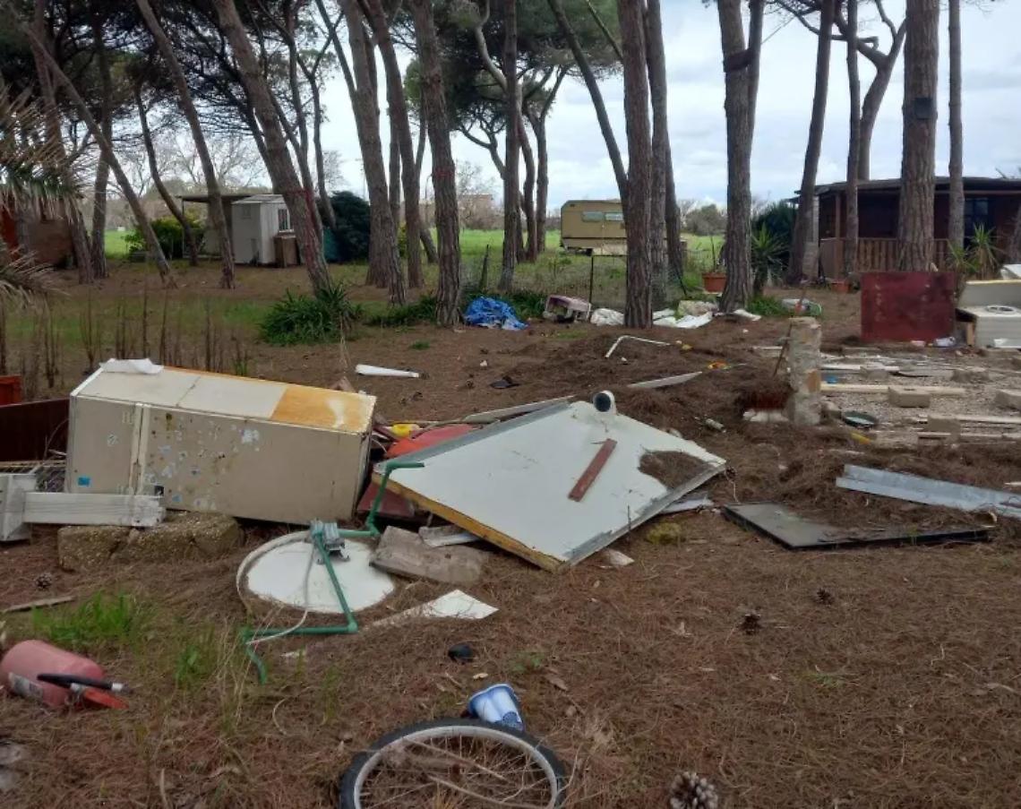 Campeggio alla Frasca: 60 giorni per rimuovere i rifiuti abbandonati