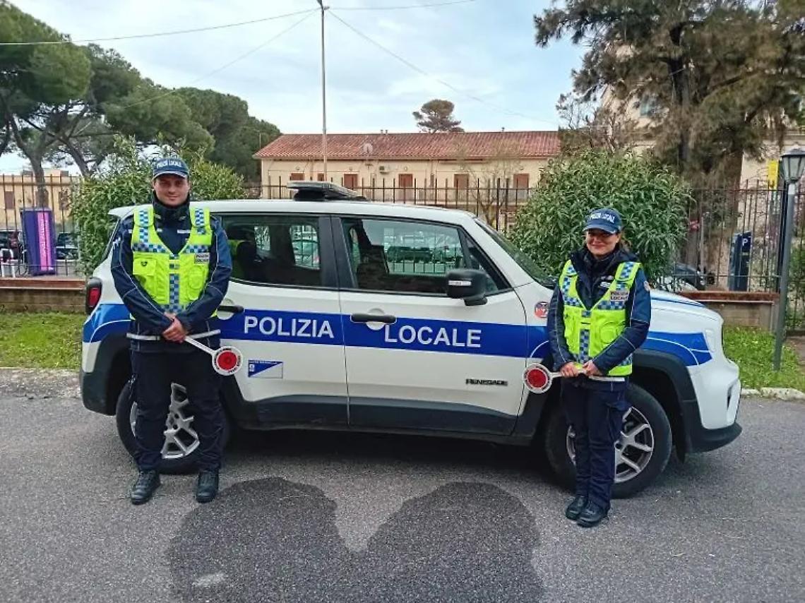 Polizia locale Santa Marinella, strumentazioni e divise all'avanguardia