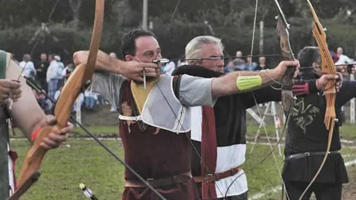 Drappo del palio delle Contrade, concorso al via