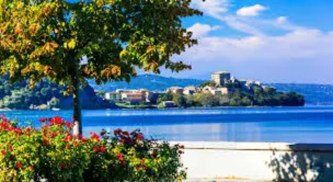 Il lago di Bolsena conquista i turisti
