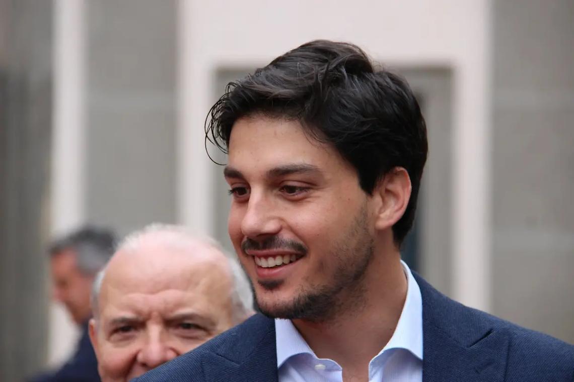 Semaforo acceso per test: 40 infrazioni in 24 ore