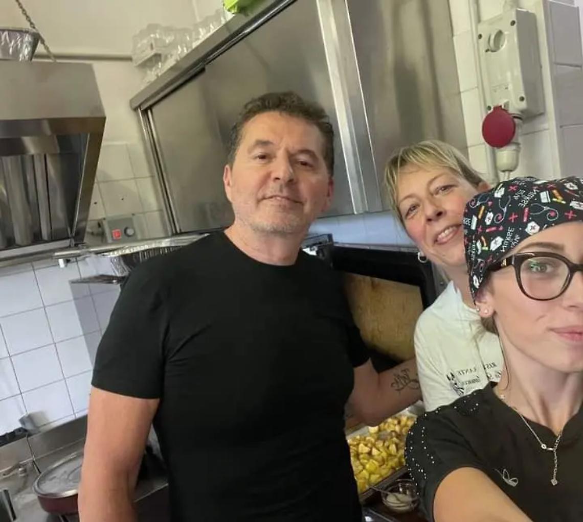 Pasqua, Teo Mammucari a pranzo al ristorante la Fontanaccia