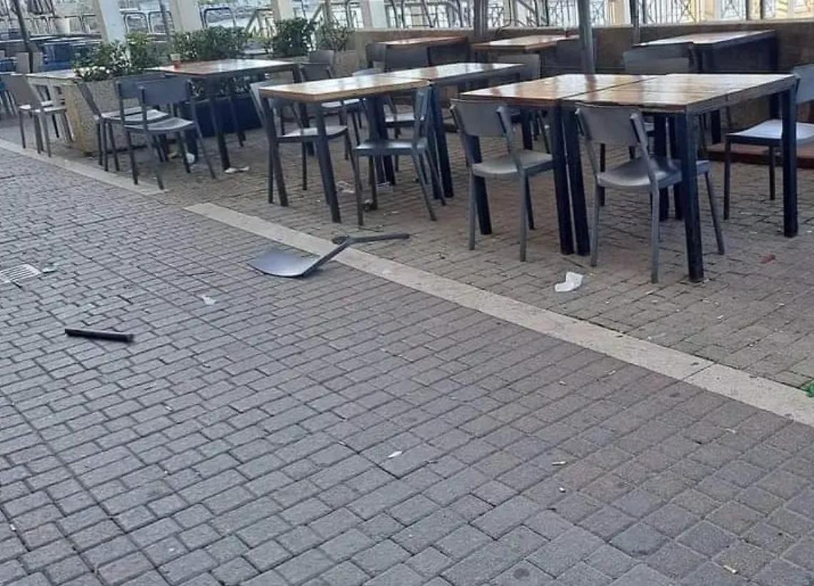 La mala movida si sveglia in anticipo: danni al Pirgo