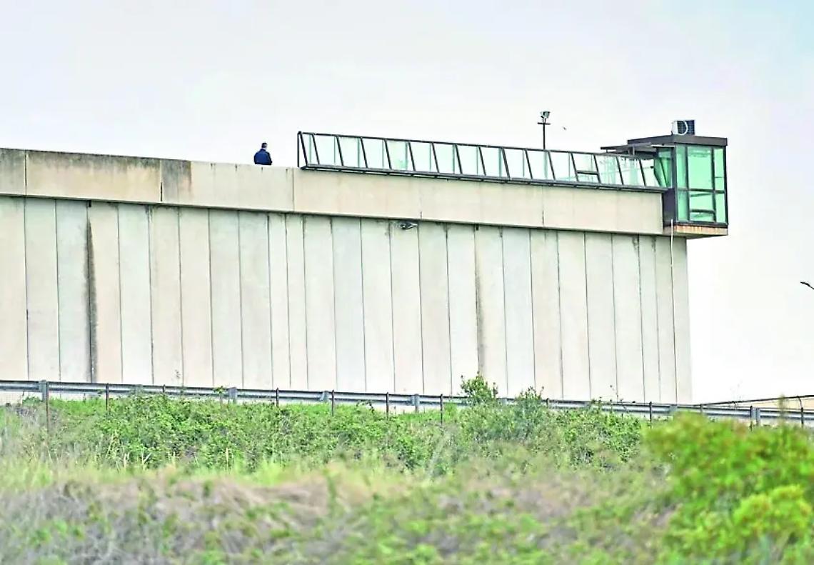 Un telecomandato radiologico e un ortopantomografo per il Carcere