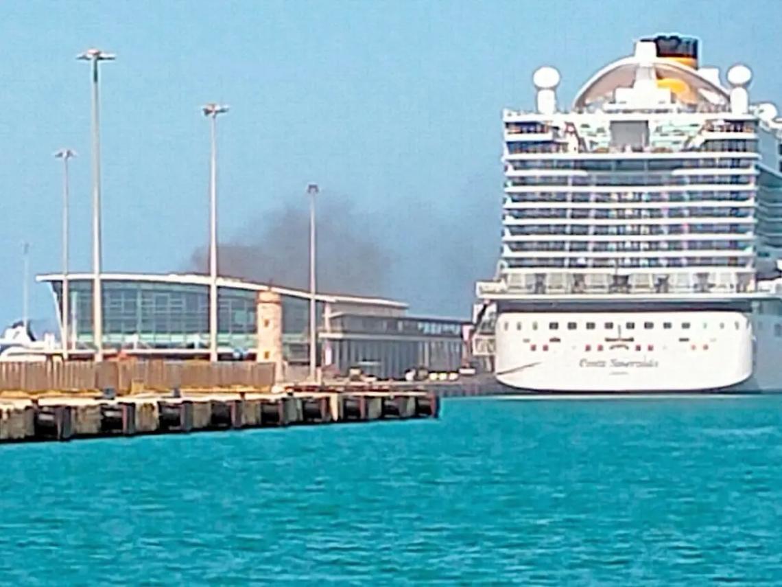 Principio d&rsquo;incendio ad un pannello fotovoltaico