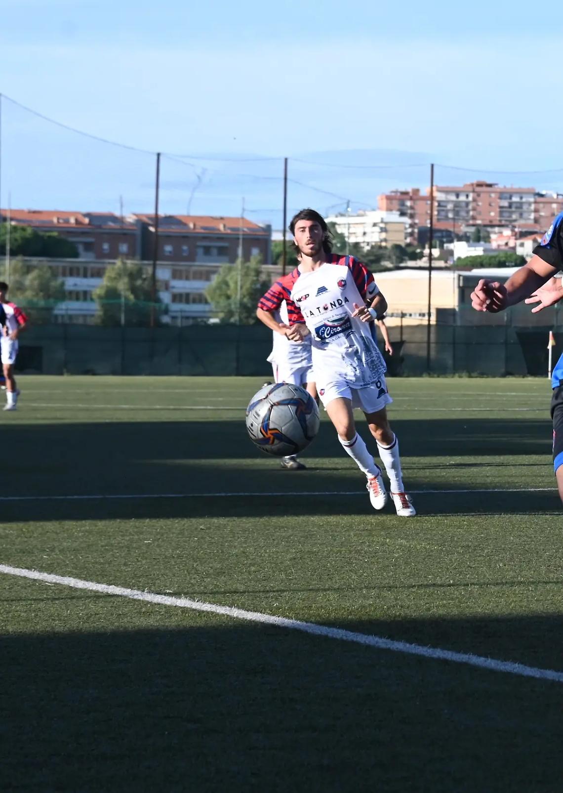 Il Ladispoli batte l&rsquo;Astrea e riapre i giochi per la salvezza