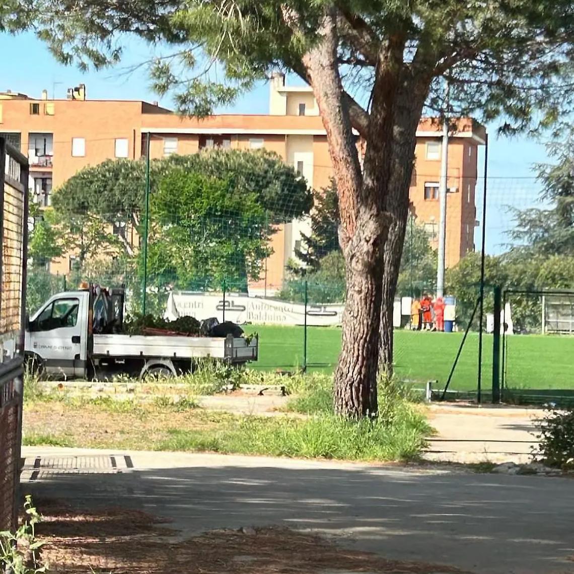 Operazioni di pulizia al &ldquo;Vincenzo Rossi&rdquo; al Pilastro