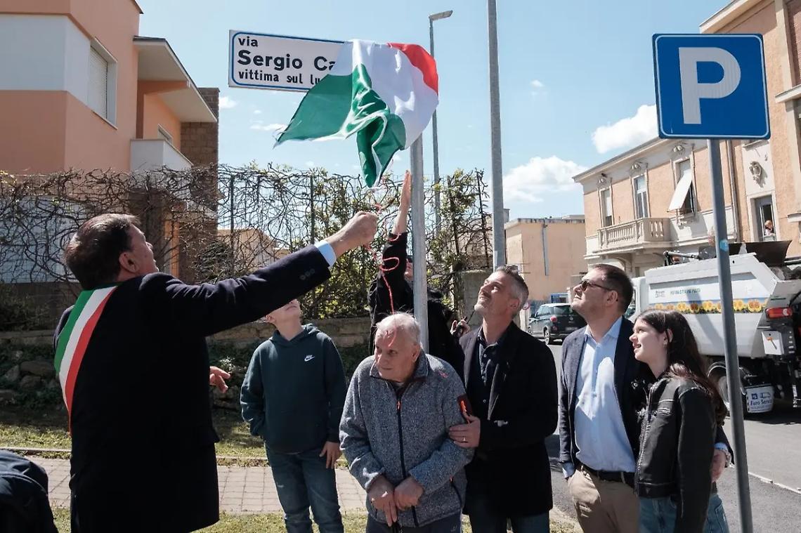 Intitolata una via a Sergio Capitani, il giovane morto sul lavoro alla centrale Enel di Civitavecchia