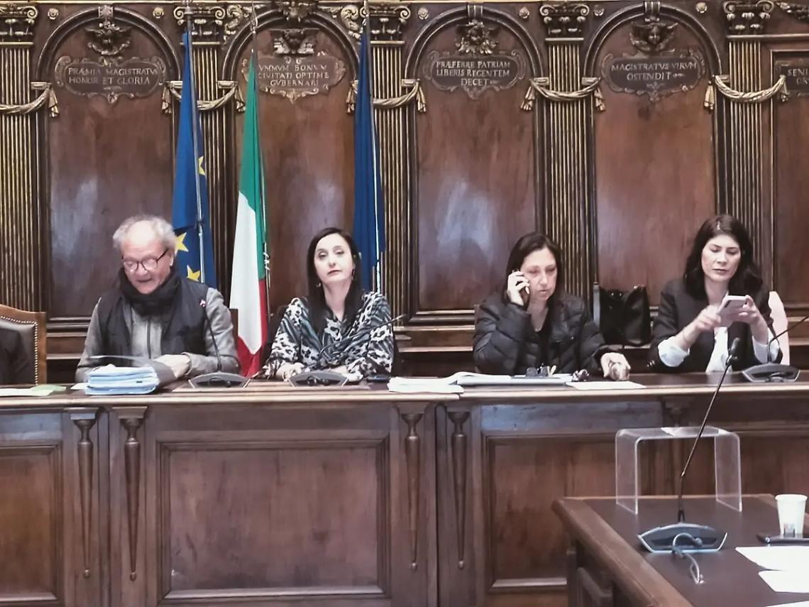 Viterbo: una virgola &ldquo;stoppa&rdquo; il trasporto scolastico