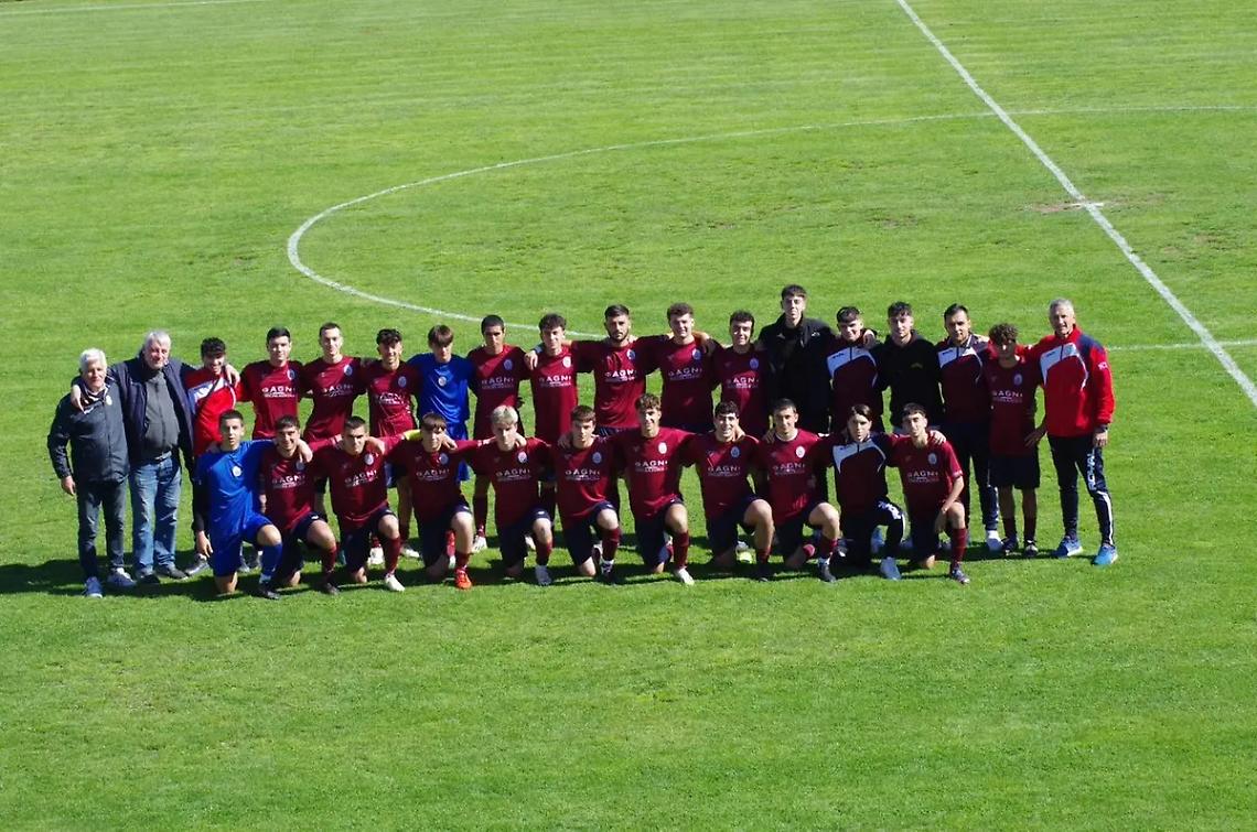 Tarquinia, &egrave; qui la festa: il team dell&rsquo;Under 19 Provinciale sbanca Canino ed esulta per il ritorno nei Regionali