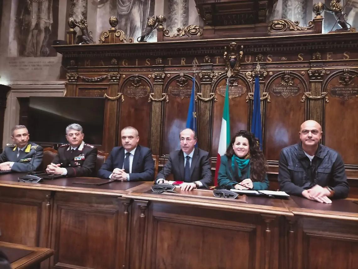 Bomba day, 200 manifesti del Comune per fornire indicazioni