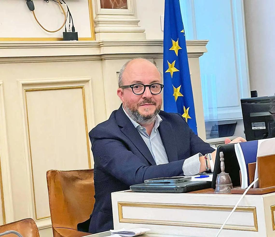 &laquo;Noi restiamo all&rsquo;opposizione, Sgarbi non &egrave; iscritto al partito&raquo;