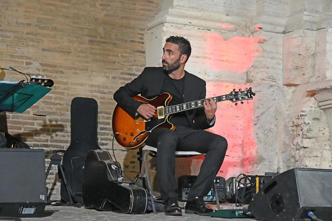 Caruana non si ferma pi&ugrave;: a settembre il nuovo romanzo