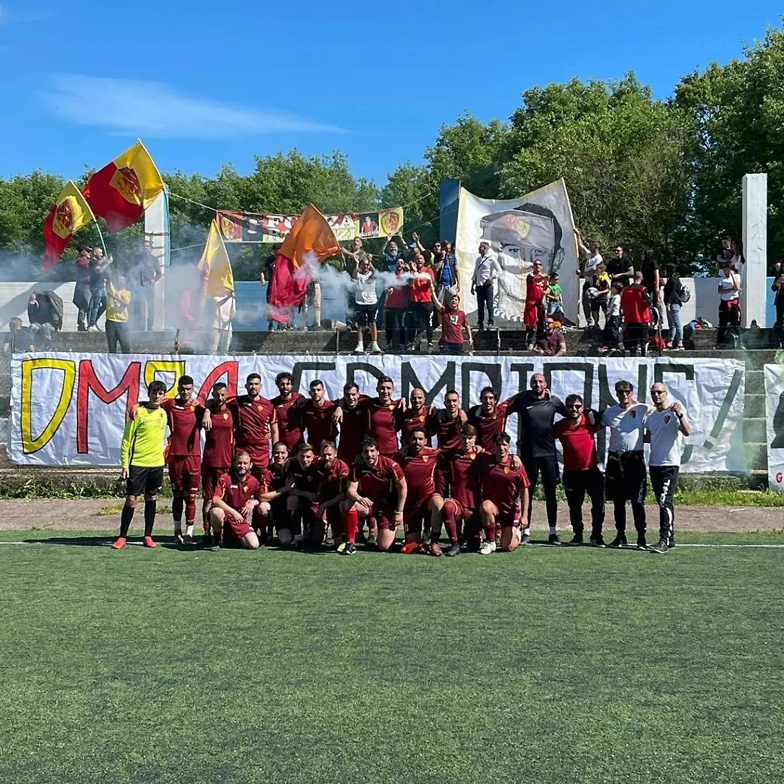 Onori e applausi alla DM 84 Cerveteri che ha vinto il campionato battendo la resistenza di Vicus Ronciglione e Atletico Monte Romanoo