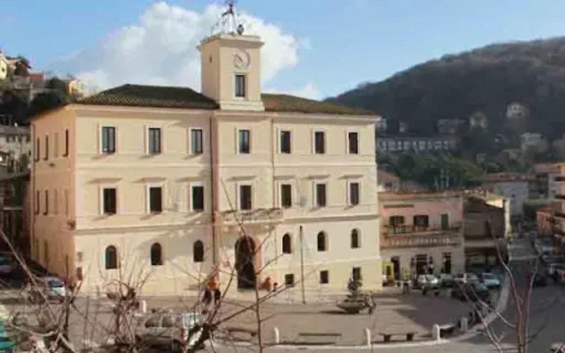 Conclusi i lavori per il rifacimento del manto stradale in paese