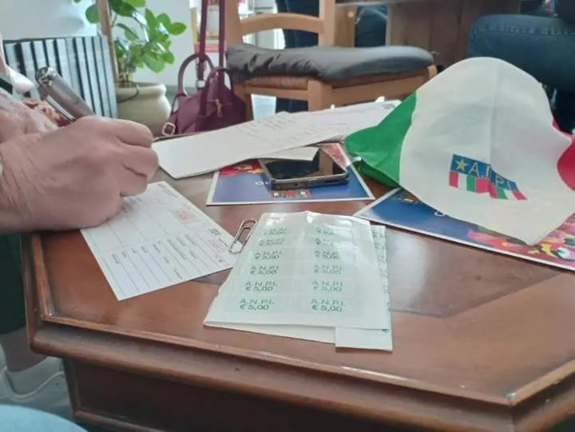 Riflessioni sui temi della pace e sulla Costituzione nel primo aperitivo antifascista dell&rsquo;Anpi