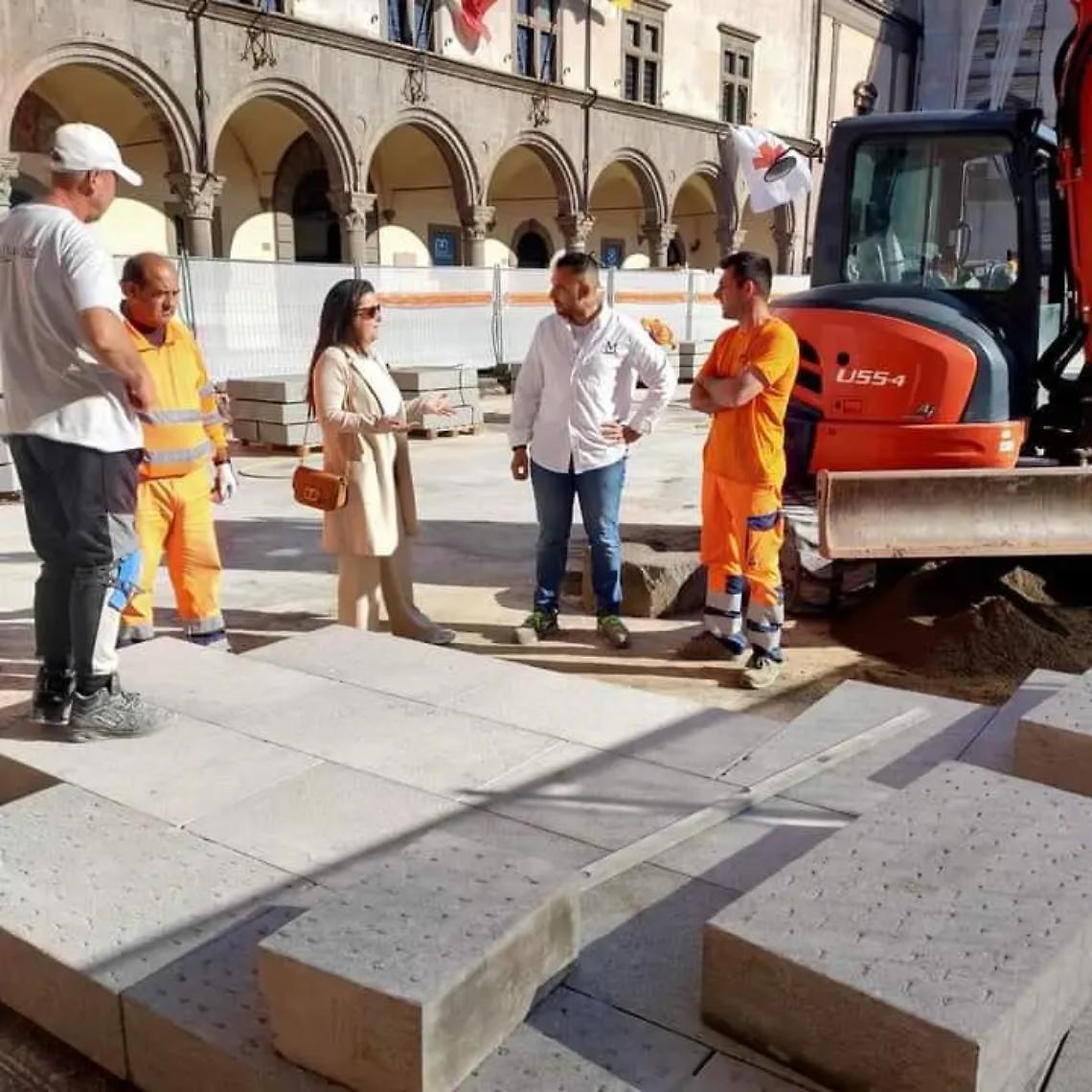 Viterbo: restyling piazza del Comune, bentornati lastroni