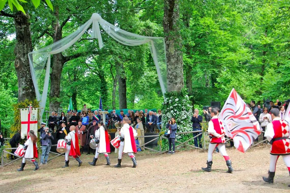 Lo Sposalizio dell&rsquo;albero &egrave; rievocazione storica