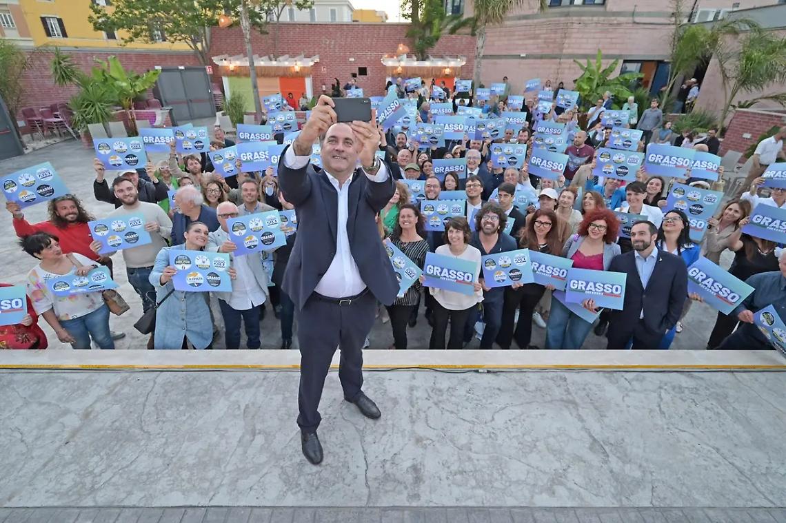 Grasso apre la campagna elettorale: &laquo;Non esiste futuro se non si creano opportunit&agrave;&raquo;