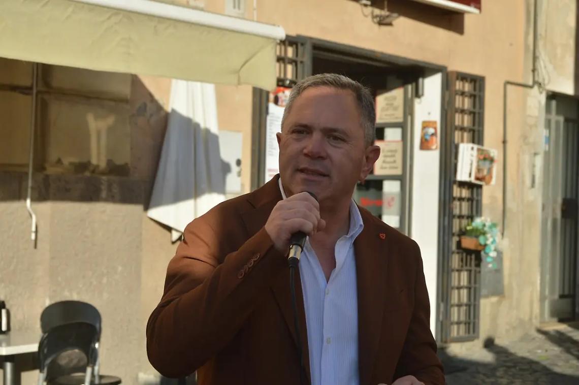 Elezioni comunali Tarquinia, il candidato Francesco Sposetti incontra il mondo della scuola