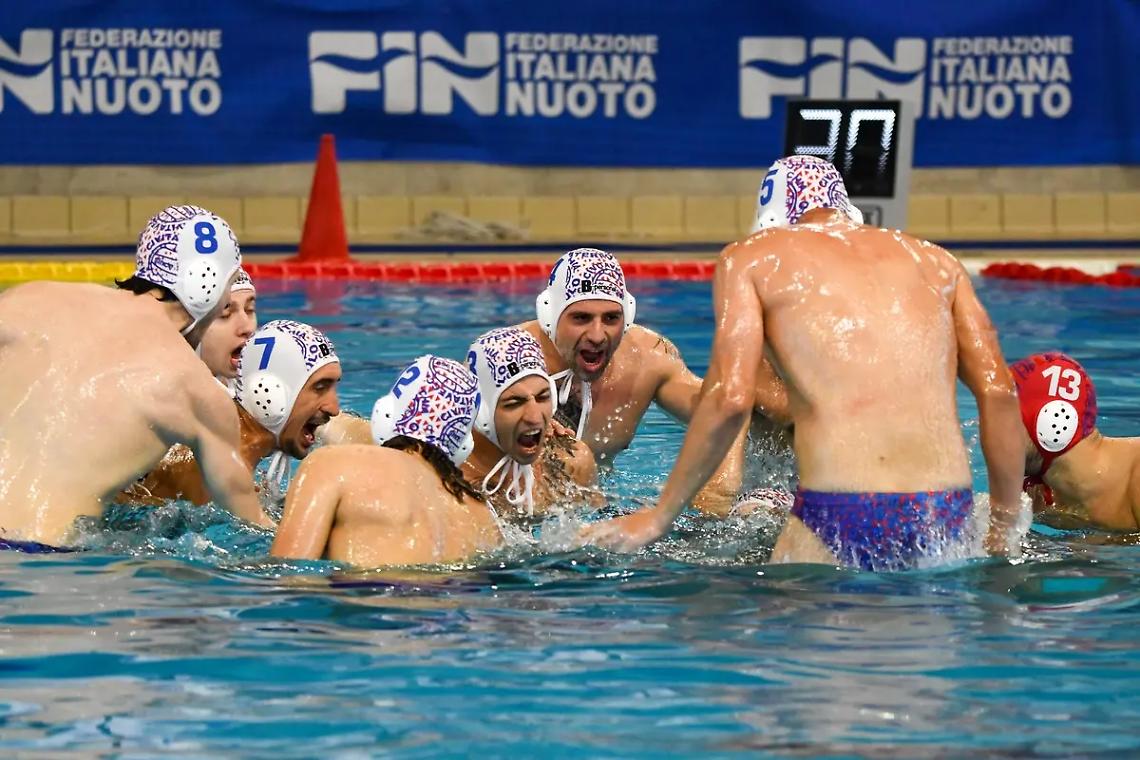 La Nc infiamma il PalaGalli