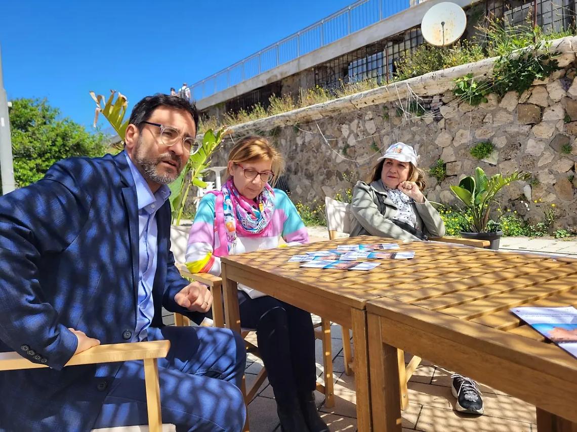 Domenica sul lungomare la passeggiata del sollievo