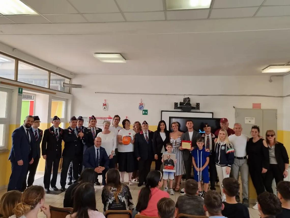 Alla Ladispoli 1 un defibrillatore in onore del brigadiere capo dei Carabinieri, Francesco Blandino