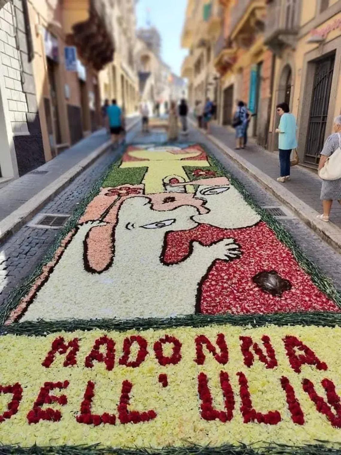Corpus domini, stanotte infiorata nel centro storico
