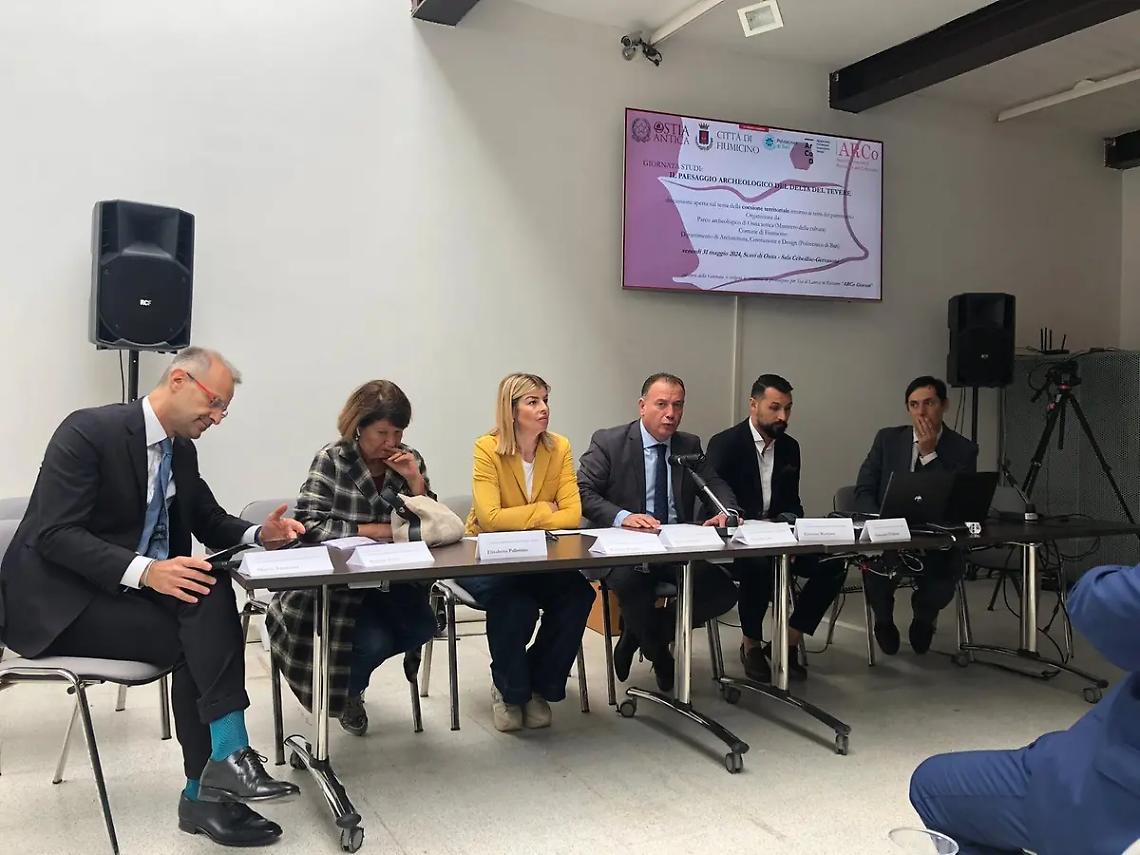 Ritrovamenti negli scavi, Feola: &laquo;Un territorio pieno di storia, che va valorizzata&raquo;