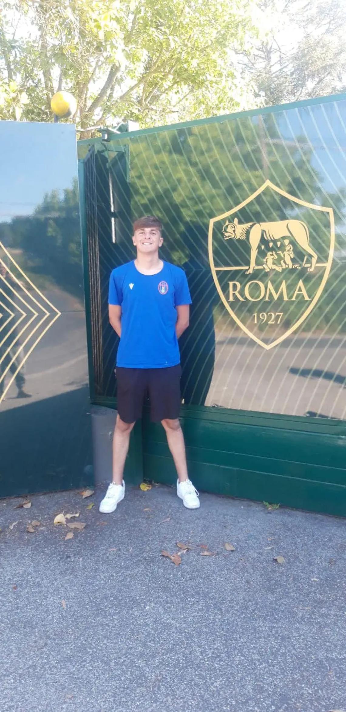 Francesco Midio in prova alla Roma