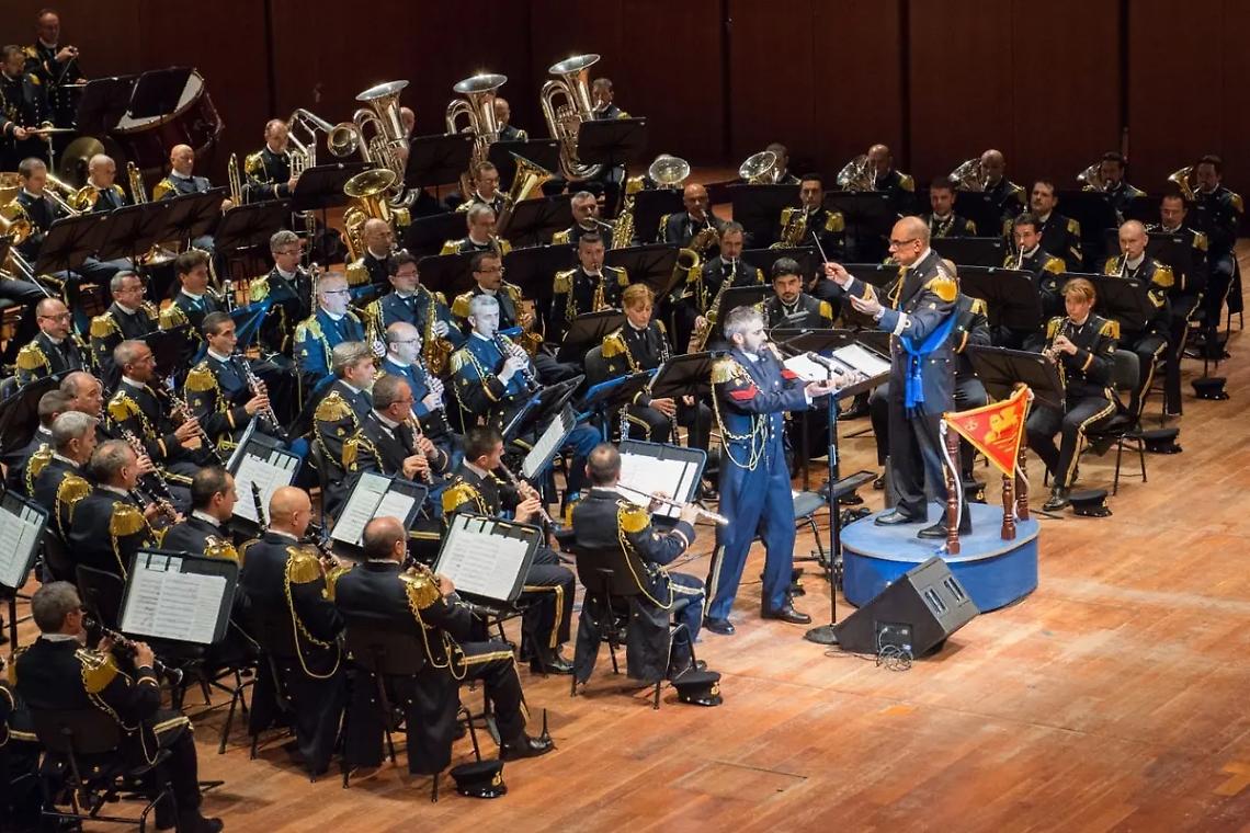 Troppo vento in citt&agrave;: il concerto della banda della Marina rinviato a domani