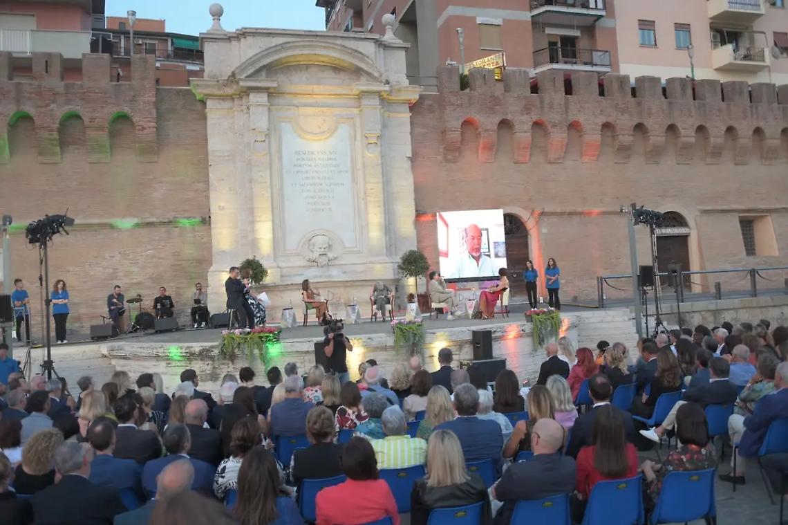 Il premio Campiello torna a fare tappa a Civitavecchia
