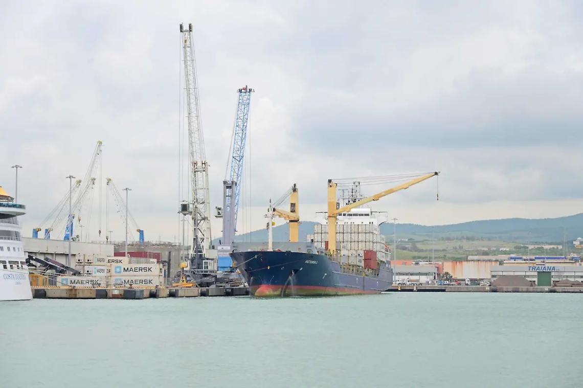 Nel 2023 in calo le merci: ottima la performance dei passeggeri