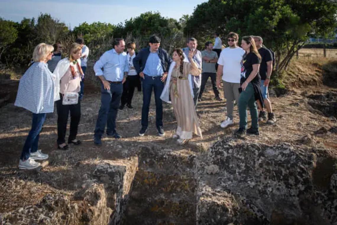 La Scaglia: oltre 400 persone alla Necropoli Etrusca