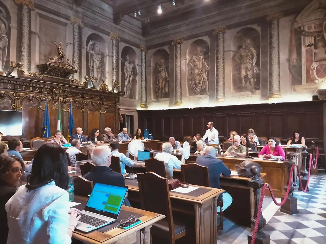 Scuola: 250 alunni trasferiti in viale Trento, genitori in rivolta