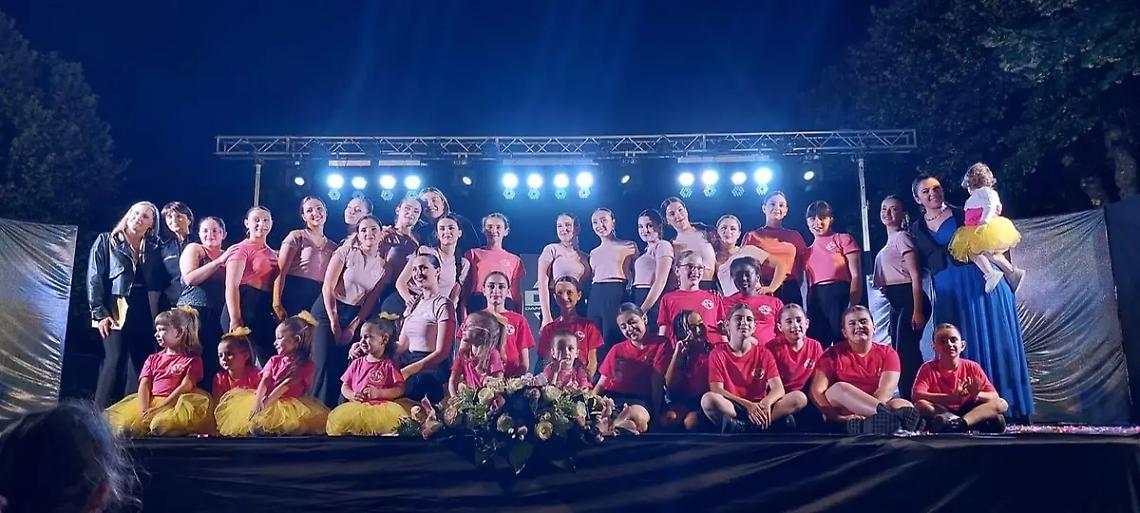 Applausi per la Dance World di Allumiere