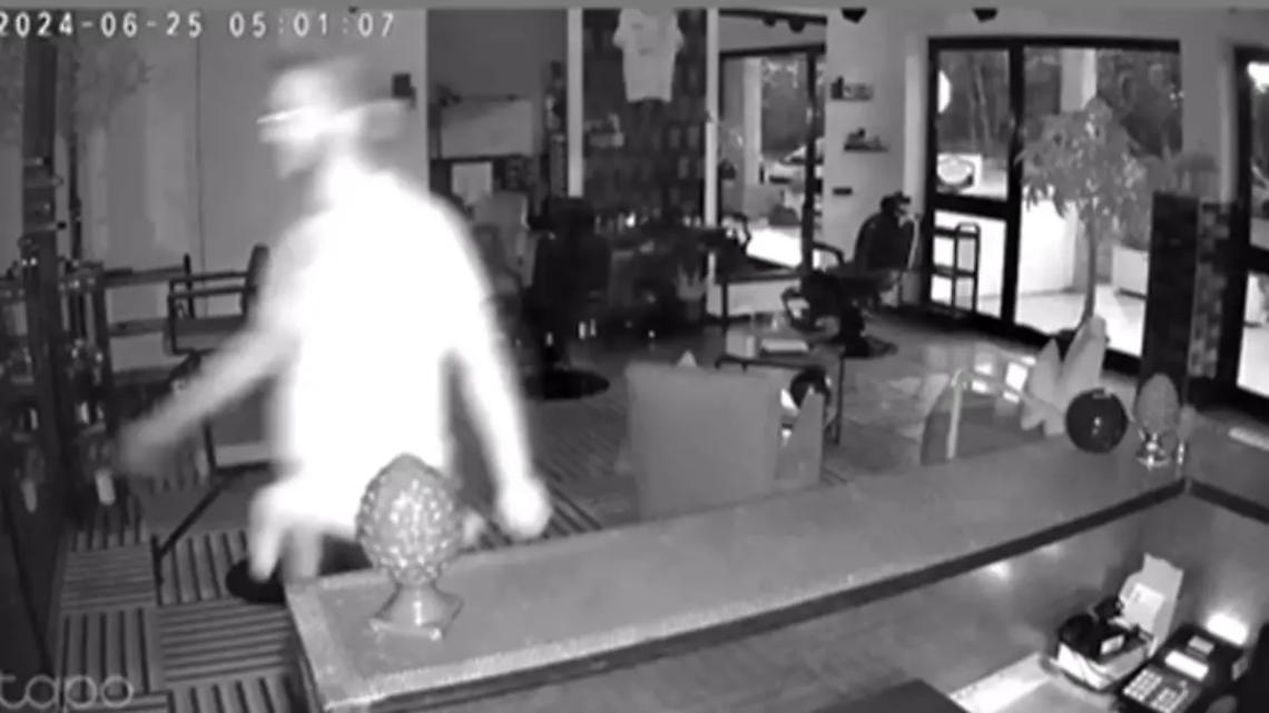 Furto allo Shape Salon, indagini in corso