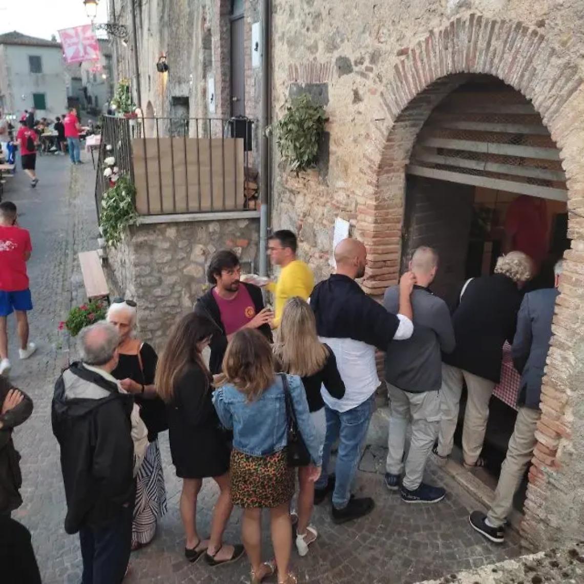 Un viaggio a 360 gradi nella tradizione