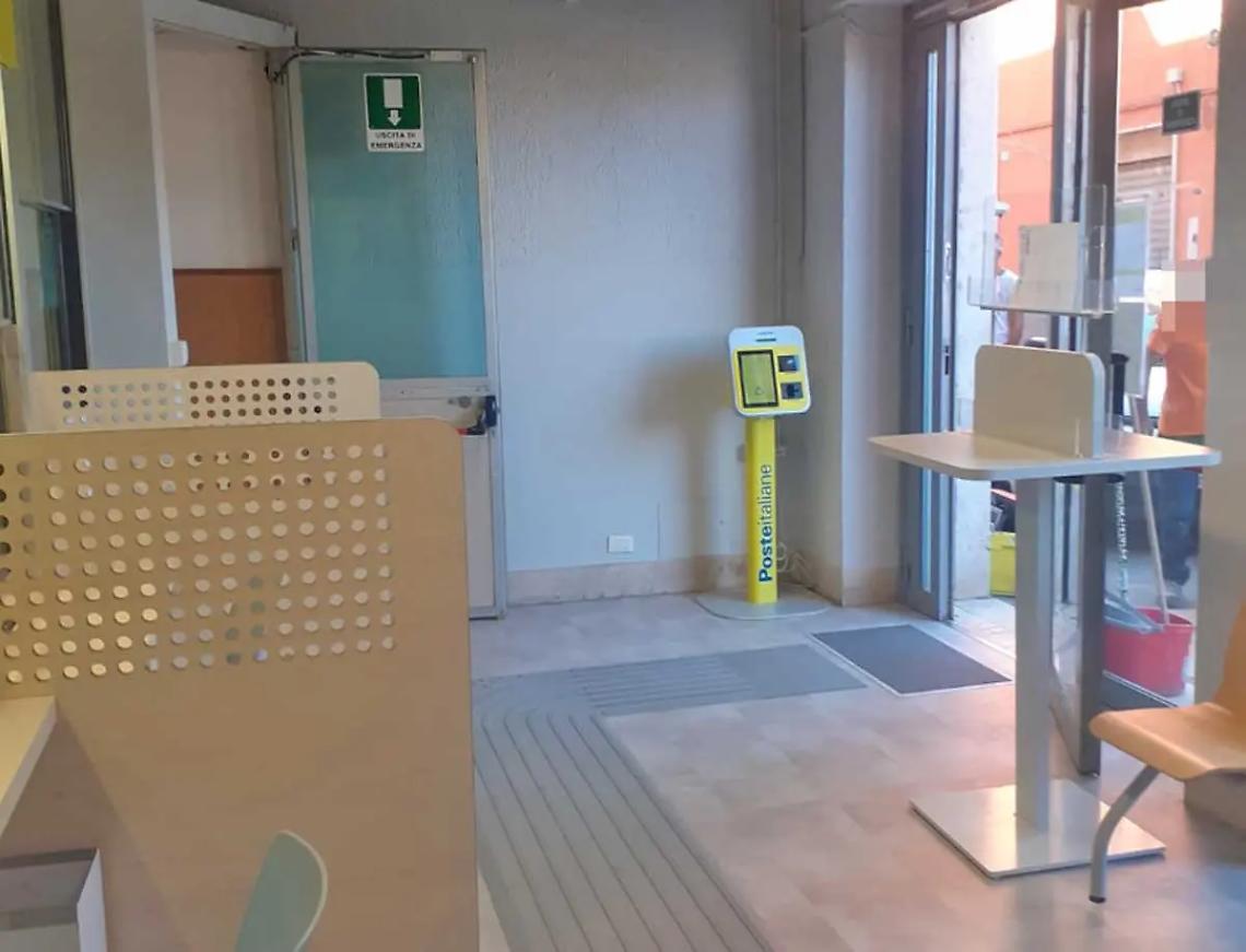 L&rsquo;ufficio postale riapre al pubblico