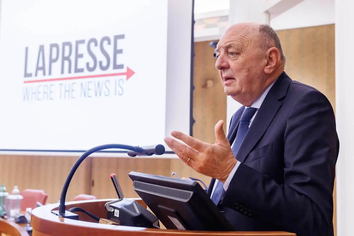 Il ministro Pichetto: &laquo;Pronto a chiudere con il carbone&raquo;