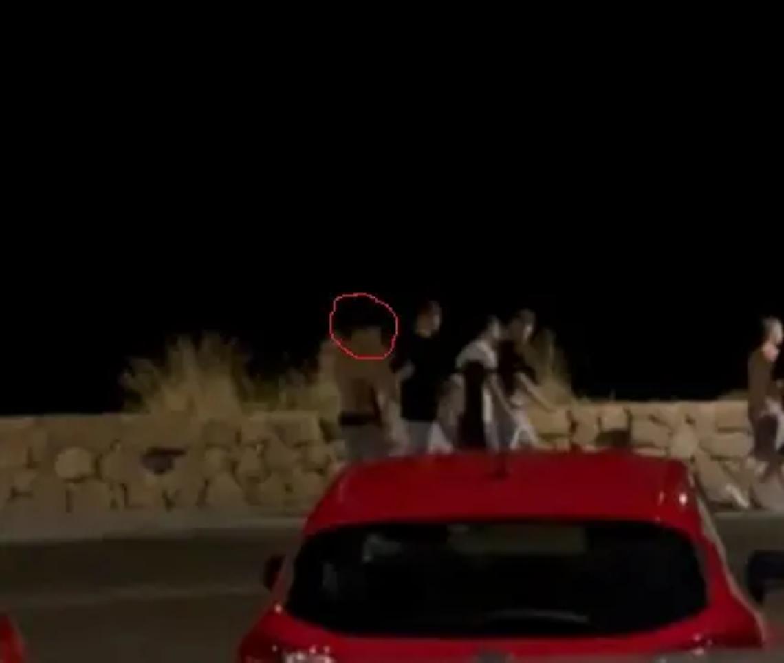 Area fitness demolita, vandali ripresi in video