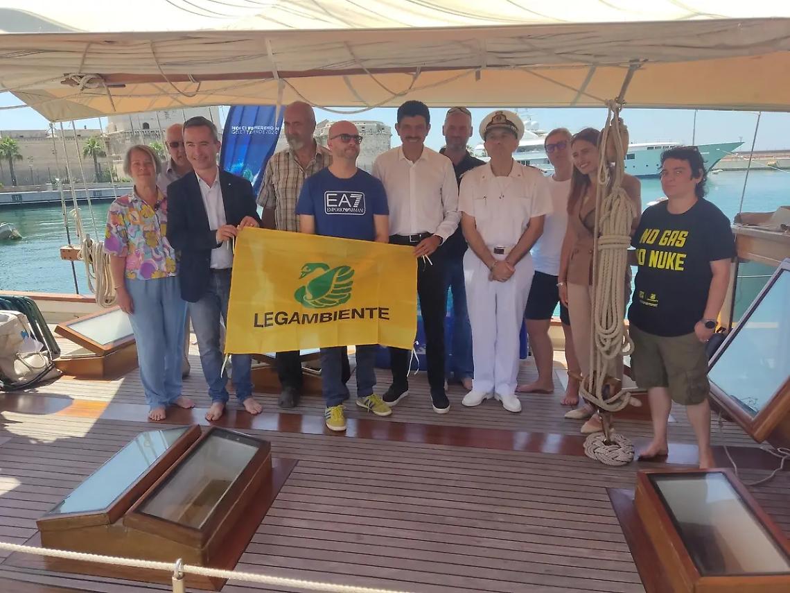 Goletta verde fa tappa a Civitavecchia: eolico come futuro sostenibile