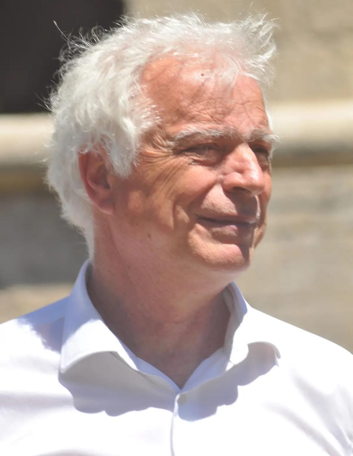 Corrado Melone, il dirigente Agresti va in pensione