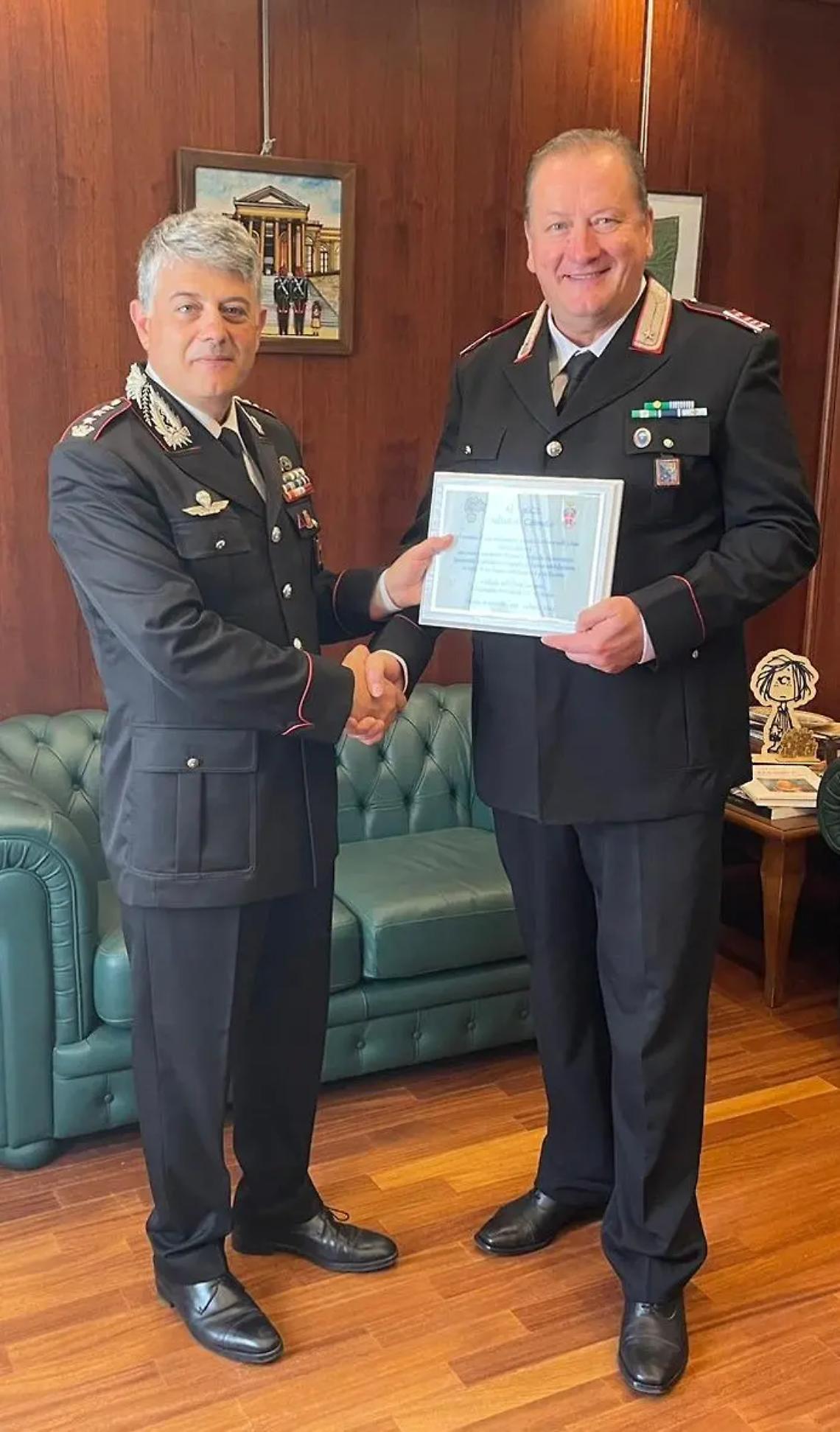 Il luogotenente Cannata si congeda