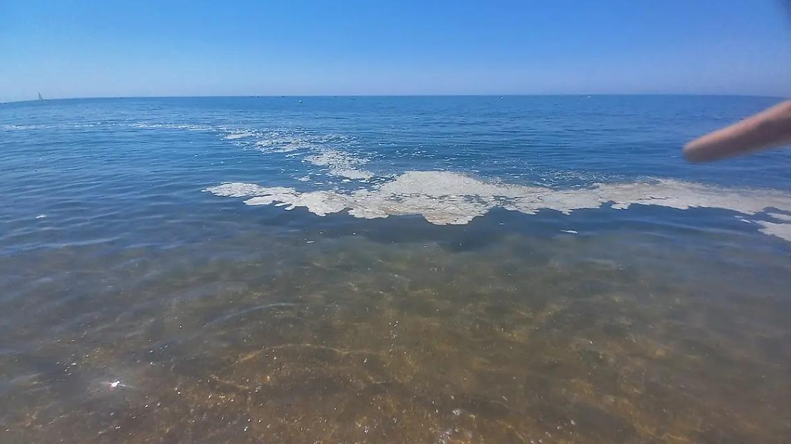 Chiazze in mare, torna l&rsquo;incubo