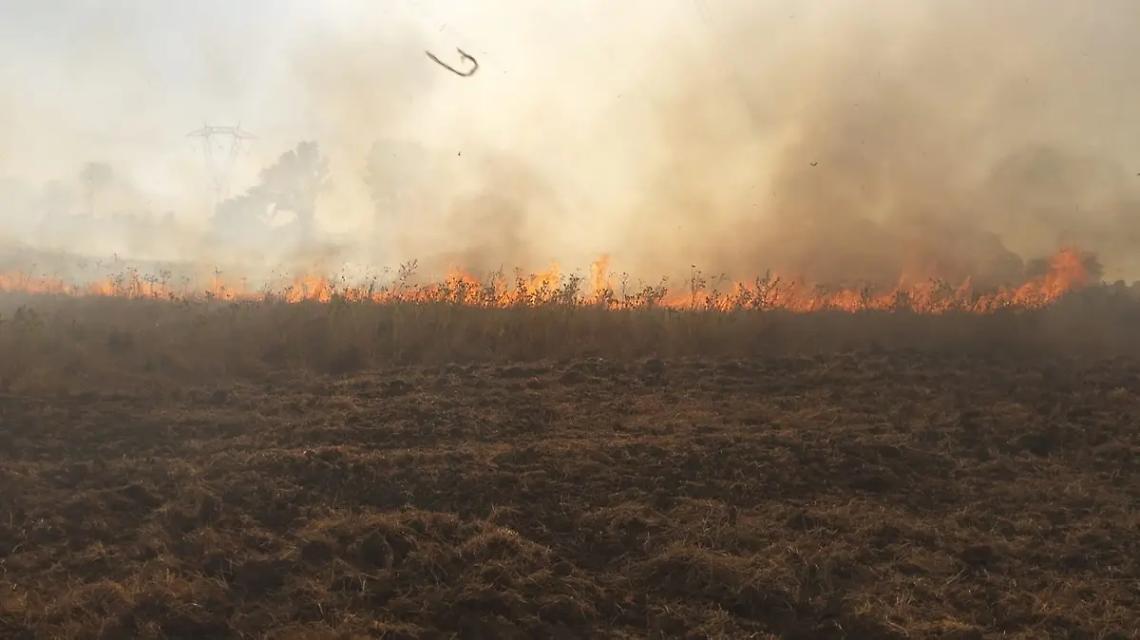 &laquo;Tanti incendi, la popolazione rispetti l&rsquo;ordinanza comunale&raquo;