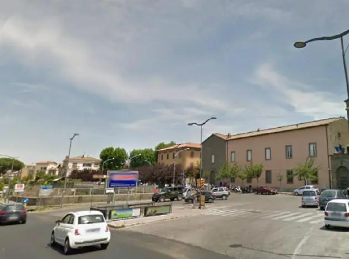 Cantiere in piazza Crispi: istituiti nuovi divieti