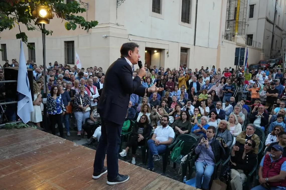 Giuseppe Conte torna a Civitavecchia